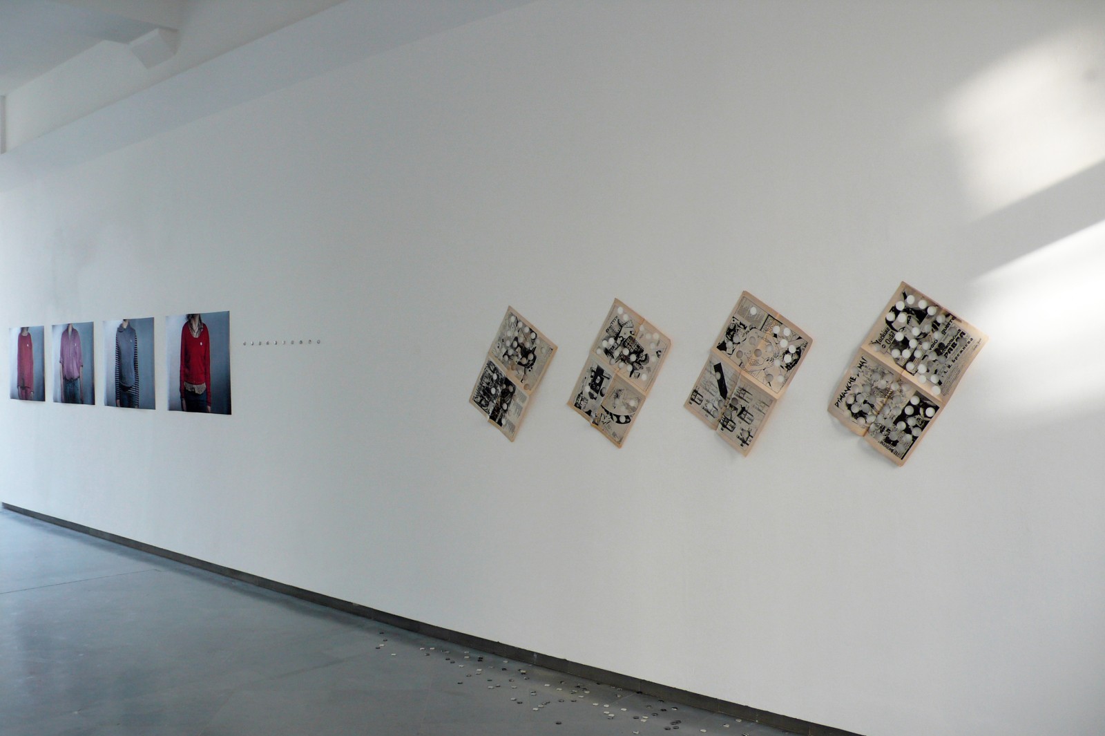 LA COLLECTION expo read into my black holes 15