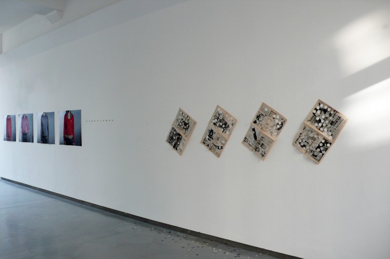 LA COLLECTION expo read into my black holes 15